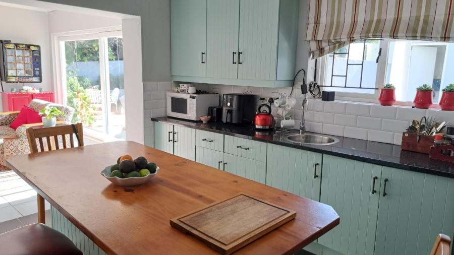 4 Bedroom Property for Sale in Caledon Western Cape